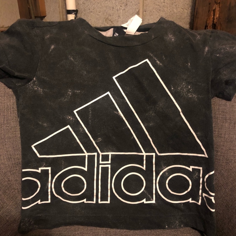 Adidas women’s tee shirt